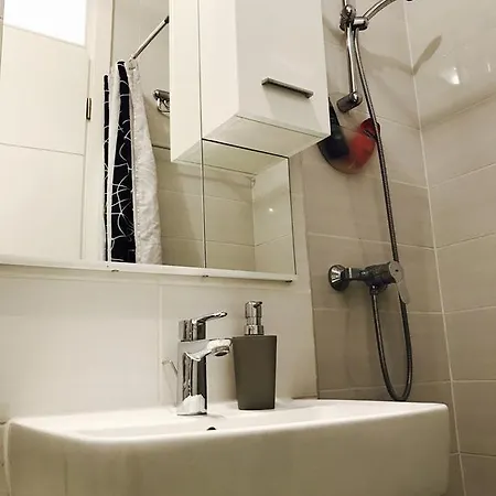 Urban 2 Apartment